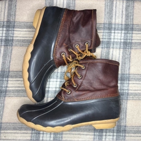 Sperry Saltwater Duck Boots 6 - Picture 9 of 10